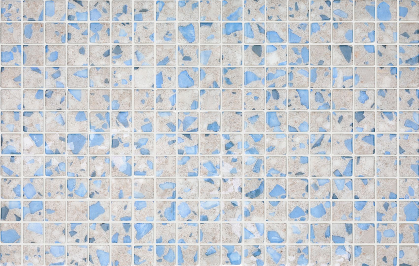 2026 Resort-style edges: pairing travertine coping with glass pool tile and contemporary layouts